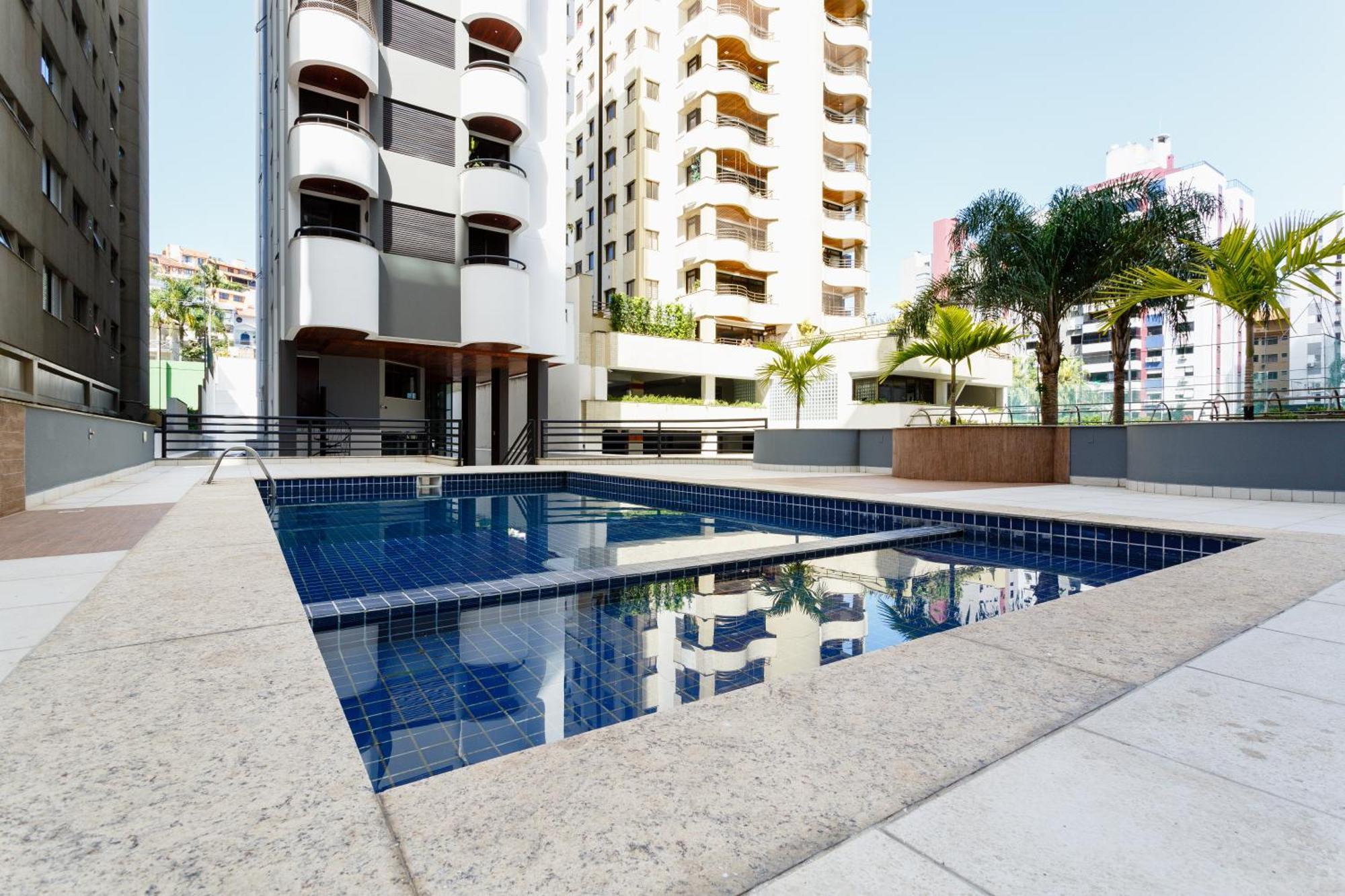 Apartamento Aconchego Na Frei Caneca, Shopping/beiramar Uq2910 *